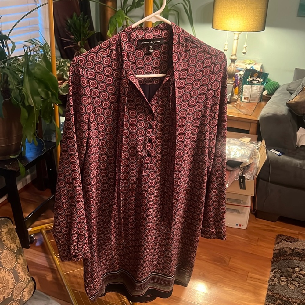 Jasmine and Juliana shift dress, size 6, EUC. Navy, plum, tan